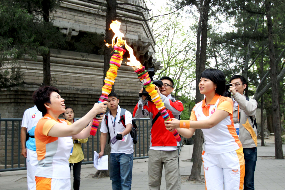 Lancement du relais de la flamme de la 26e Universiade d'été de Shenzhen(3)