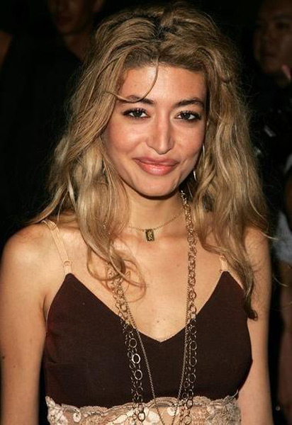 La nièce de Ben Laden devient célèbre sur internet(7)