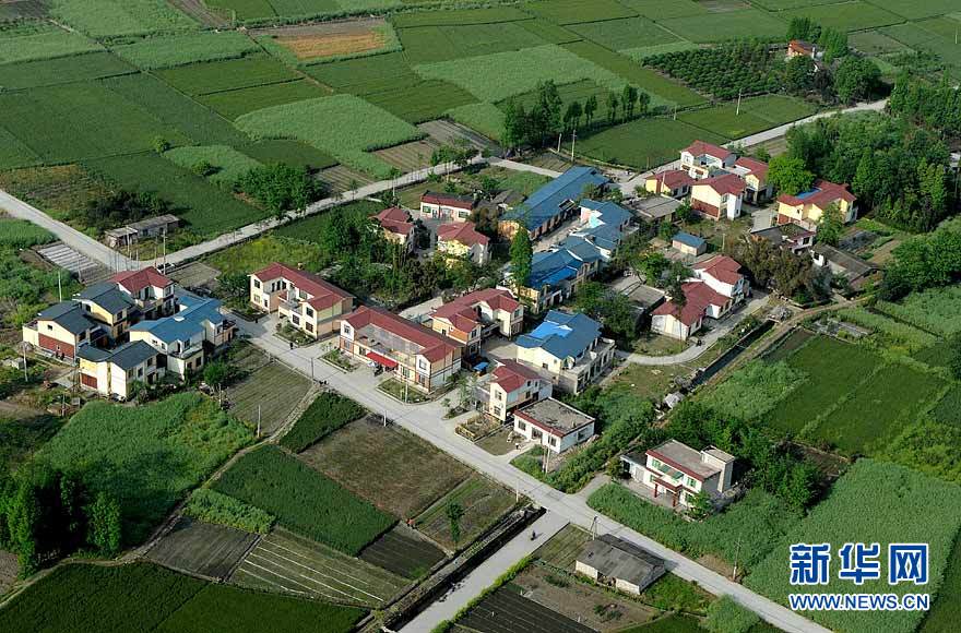 Vue panoramique des régions reconstruites dans le Sichuan_7