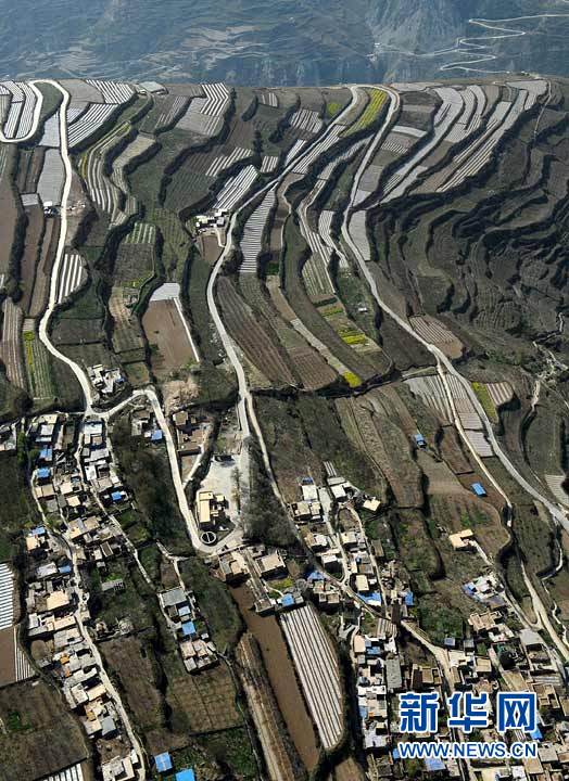 Vue panoramique des régions reconstruites dans le Sichuan_9