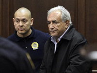 Strauss-Kahn accusé d'agression sexuelle détenu sans possibilité de caution