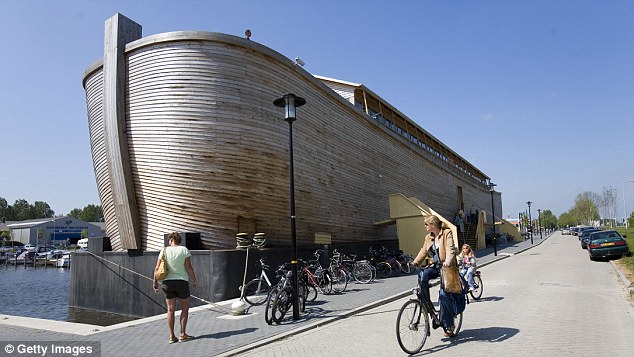 L'arche de Noé en taille réelle, par un Néerlandais(1)