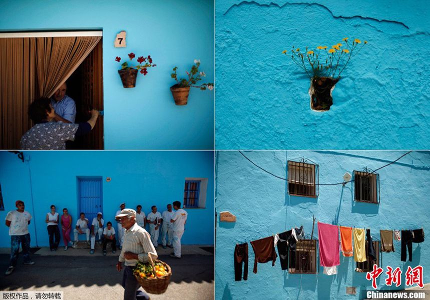 Espagne : un village repeint en bleu pour promouvoir le film Les Schtroumpfs(4)