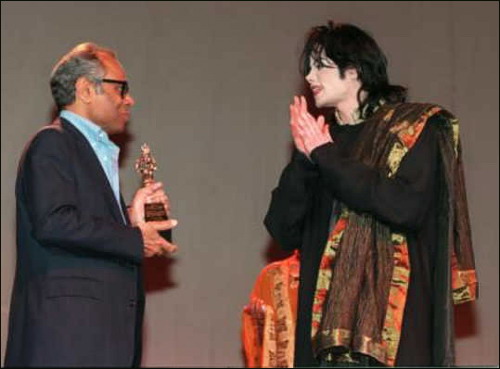 Michael Jackson et l&apos;ancien président indien Kocheril Raman Narayanan