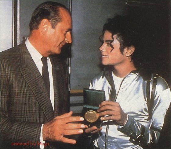 Michael Jackson et l&apos;ancien président français Jacques Chirac.