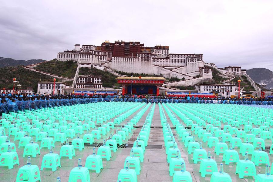 Le Tibet célèbre le 60e anniversaire de sa libération pacifique 4