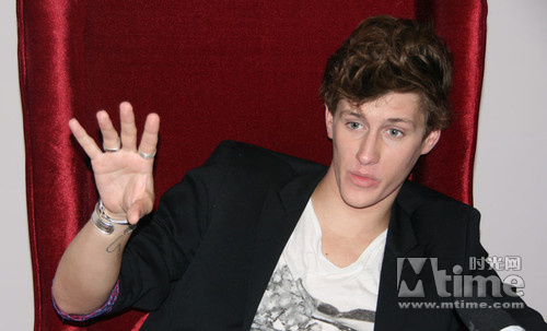 Jean-Baptiste Maunier en Chine pour promouvoir le film Perfect Baby6