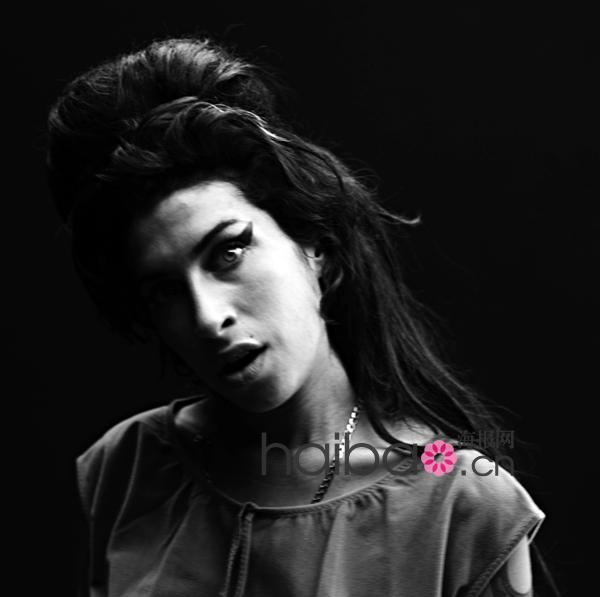 Album photo noir et blanc : Amy Winehouse3