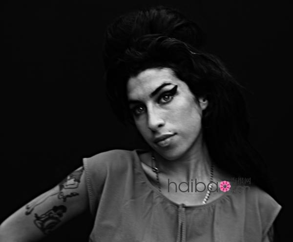 Album photo noir et blanc : Amy Winehouse5