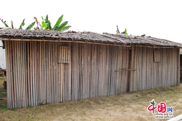 Villages et maisons traditionnels gabonais