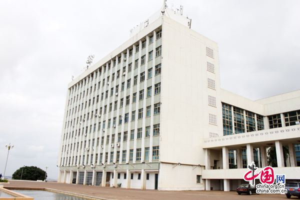 Le Palais des congrès de Yaoundé