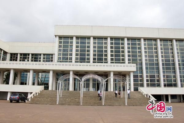 Le Palais des congrès de Yaoundé