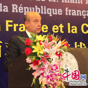 À Beijing, Alain Juppé parle des défis pour la France et la Chine