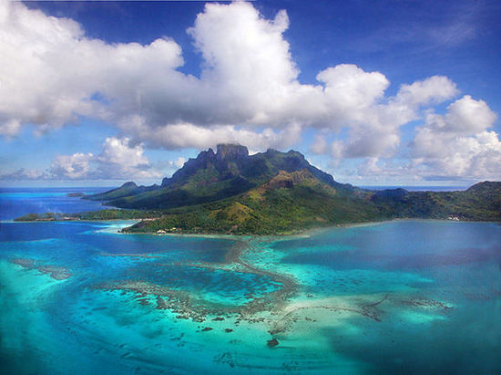 3. Bora-Bora, Tahiti