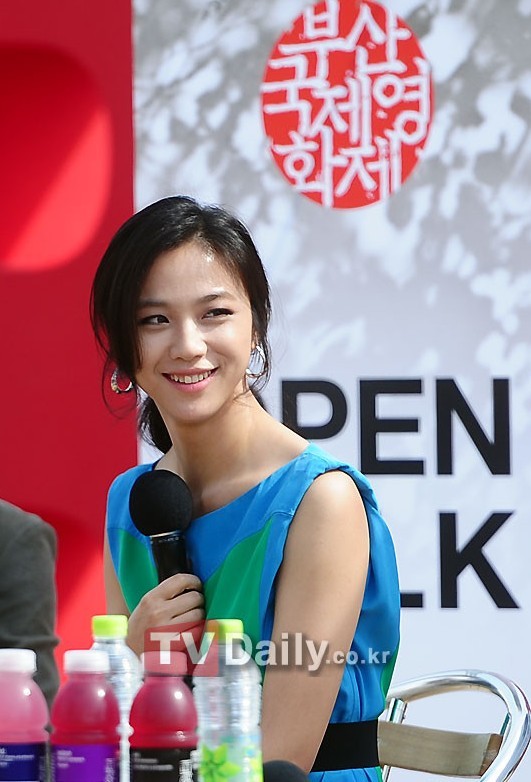 L&apos;actrice chinoise Tang Wei à Busan pour promouvoir le film Swordsmen2