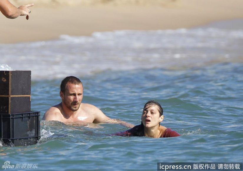Marion Cotillard sur le tournage du film De rouille et d&apos;os (Rust and Bone)3