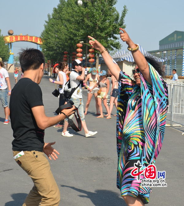 Le festival Intro 2012 à Beijing, grande fête des amateurs de la musique électronique