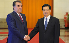 Le président chinois rencontre ses homologues tadjik et kirghiz