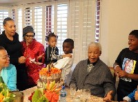 Nelson Mandela a célébré son 94e anniversaire avec sa famille