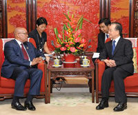 Le Premier ministre chinois s'entretient avec le président sud-africain