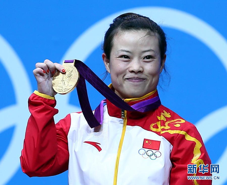 JO 2012: la Chinoise Wang Mingjuan décroche la médaille d'or d'haltérophilie de la catégorie des -48 kg dames