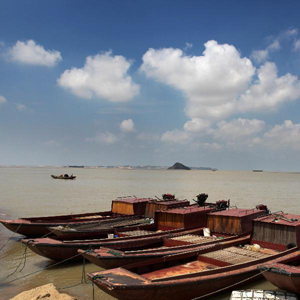 Lancement d'études scientifiques sur le plus grand lac chinois d'eau douce