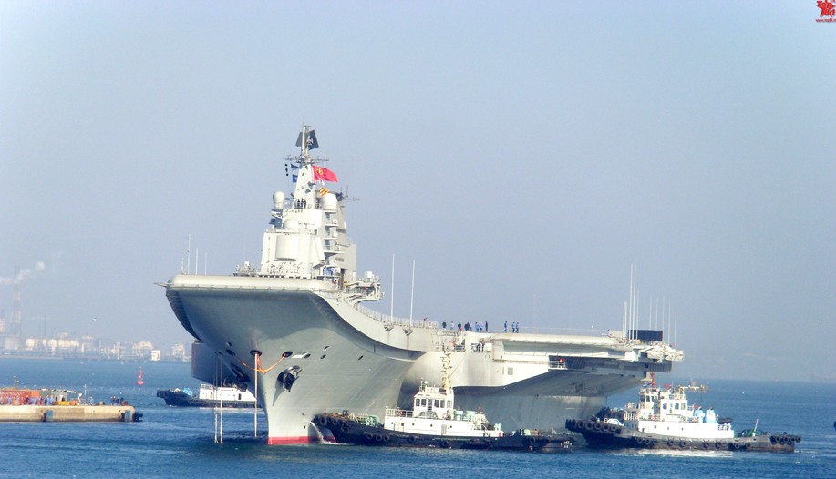 Le 1er anniversaire de l'essai en mer du porte-avions chinois