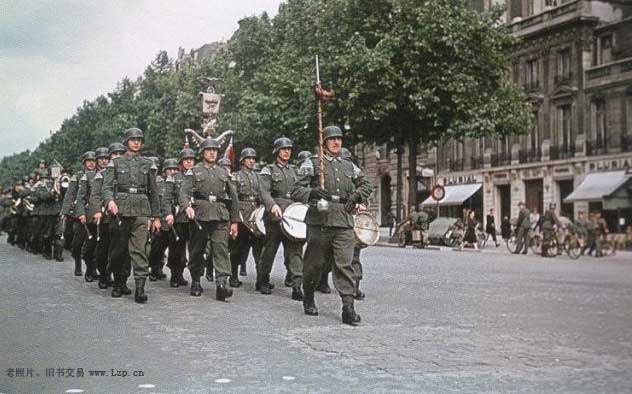 Photos anciennes : Paris occupé par l'Allemagne nazie