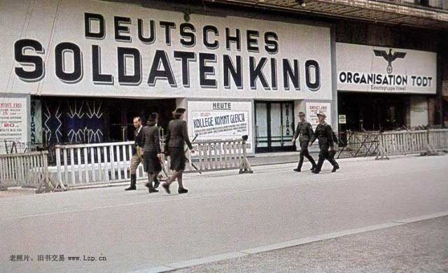 Photos anciennes : Paris occupé par l'Allemagne nazie