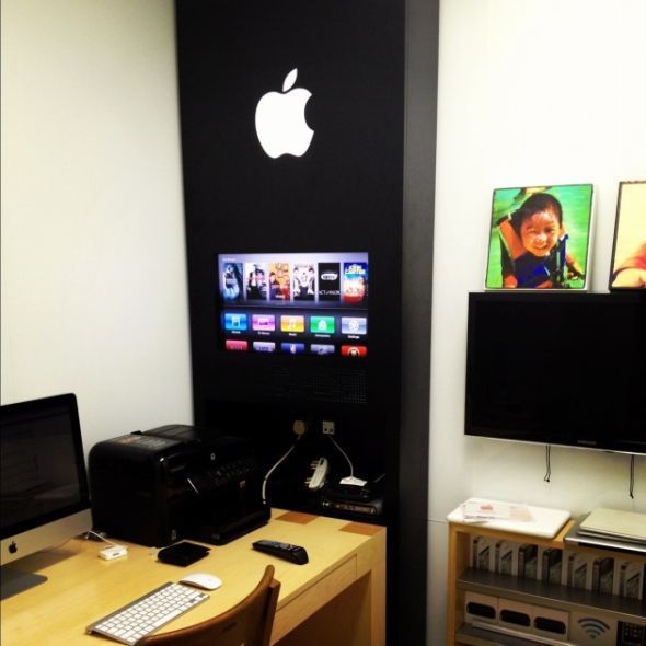 Un super admirateur transforme son bureau en Apple Store