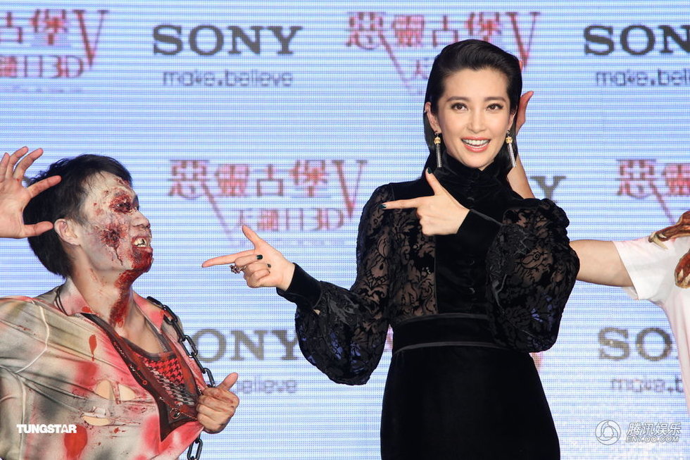 Li Bingbing à Taiwan pour son nouveau film Resident Evil : Retribution 1