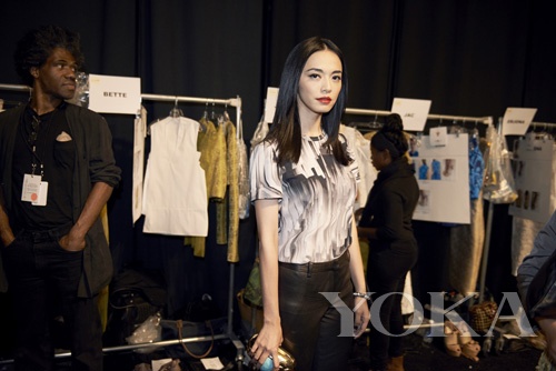 Fashion Week de New York : l&apos;actrice chinoise Yao Chen au défilé Vera Wang 3