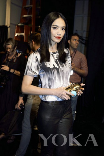Fashion Week de New York : l&apos;actrice chinoise Yao Chen au défilé Vera Wang 5