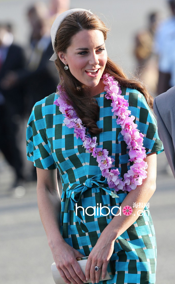 Rétrospective : les looks de Kate Middleton lors de la visite royale en Asie-Pacifique 2