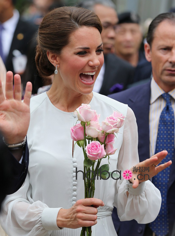 Rétrospective : les looks de Kate Middleton lors de la visite royale en Asie-Pacifique 13