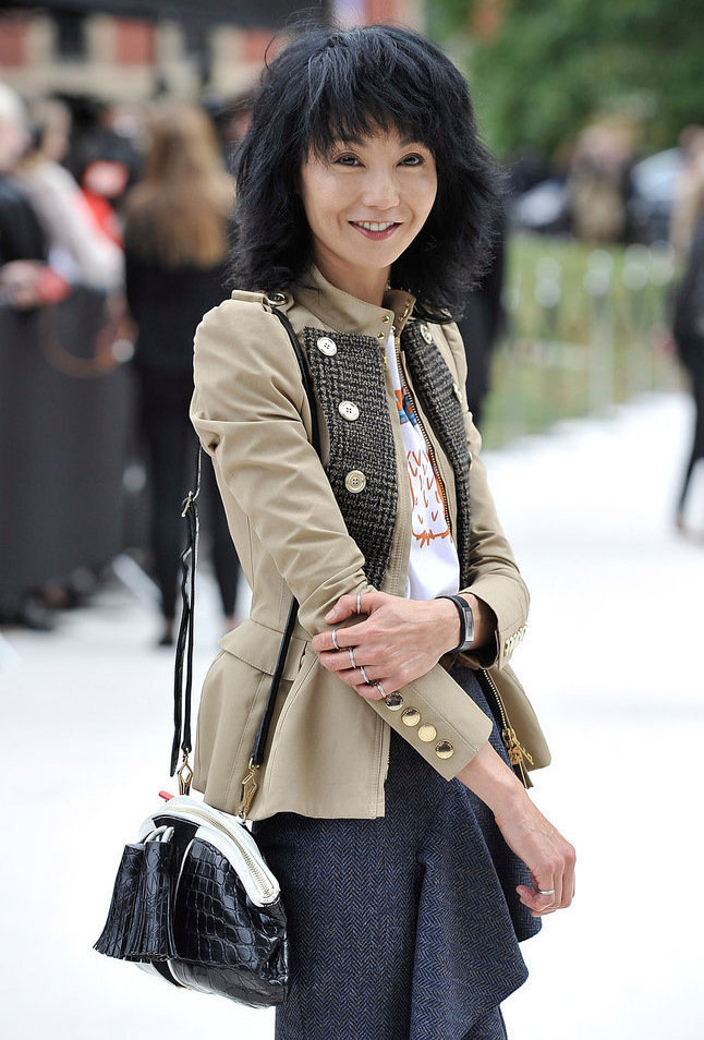 Fashion Week de Londres : l&apos;actrice hongkongaise Maggie Cheung au défilé Burberry Prosum 2