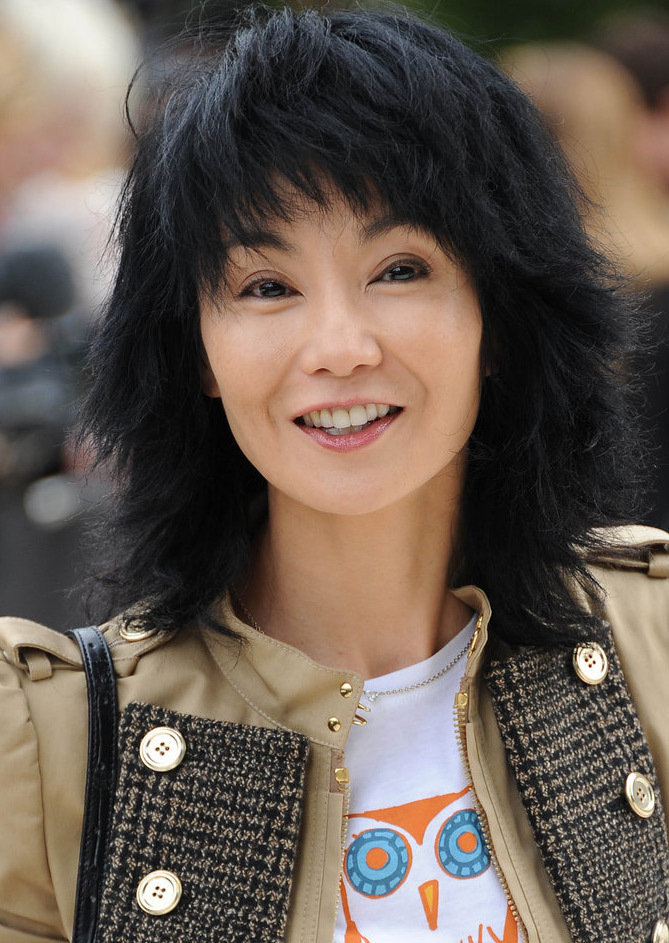 Fashion Week de Londres : l&apos;actrice hongkongaise Maggie Cheung au défilé Burberry Prosum 3