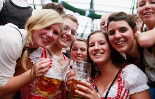 La fête de la bière s&apos;inaugure à Munich