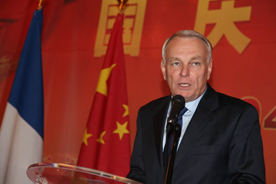 M. Ayrault célèbre la fête nationale de Chine à Paris_2