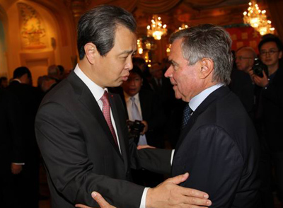 M. Ayrault célèbre la fête nationale de Chine à Paris_4