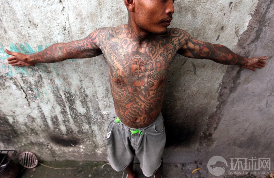 Les tatouages des prisonniers aux Philippines 6