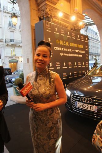 L&apos;actrice chinoise Gao Yuanyuan à la Fashion Week de Paris 8