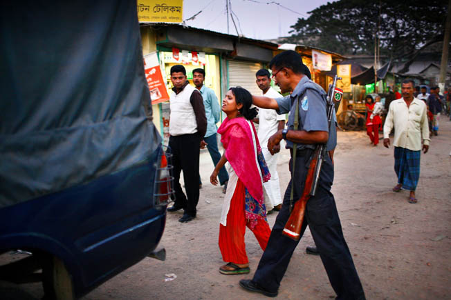 Misérable ! La prostitution des enfants au Bangladesh