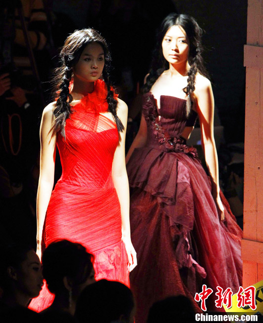 Fashion Week de Shanghai : Vedettes au défilé Vera Wang6