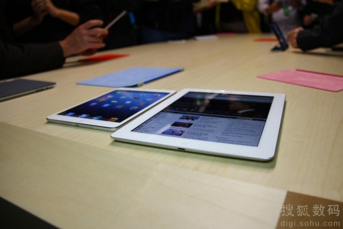 Découvrez l&apos;iPad mini en détail14