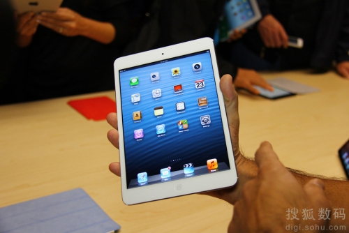 Découvrez l&apos;iPad mini en détail16