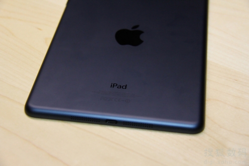 Découvrez l&apos;iPad mini en détail20