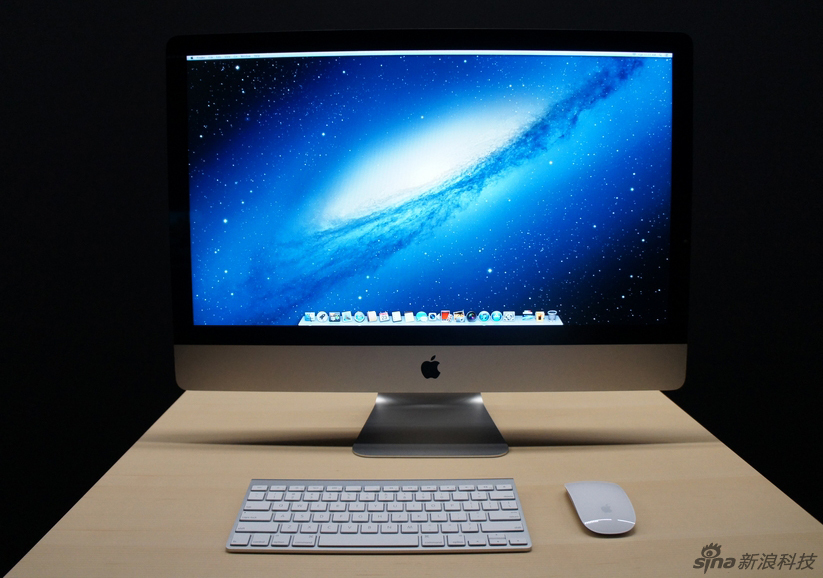 Le nouvel iMac est 45% plus fin que celui de la génération précédente. 