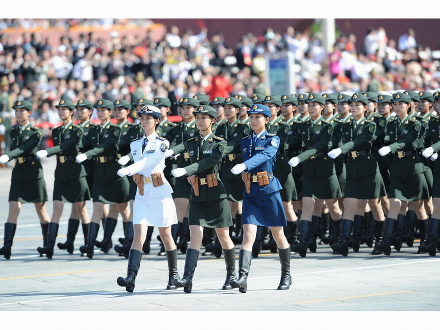 L'armée chinoise: un changement soudain de tous les postes clefs à la veille du 18e congrès du PCC