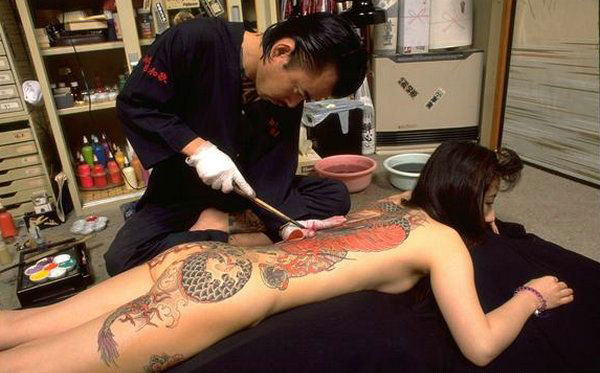 Découvrir les débuts de l'art du tatouage au Japon